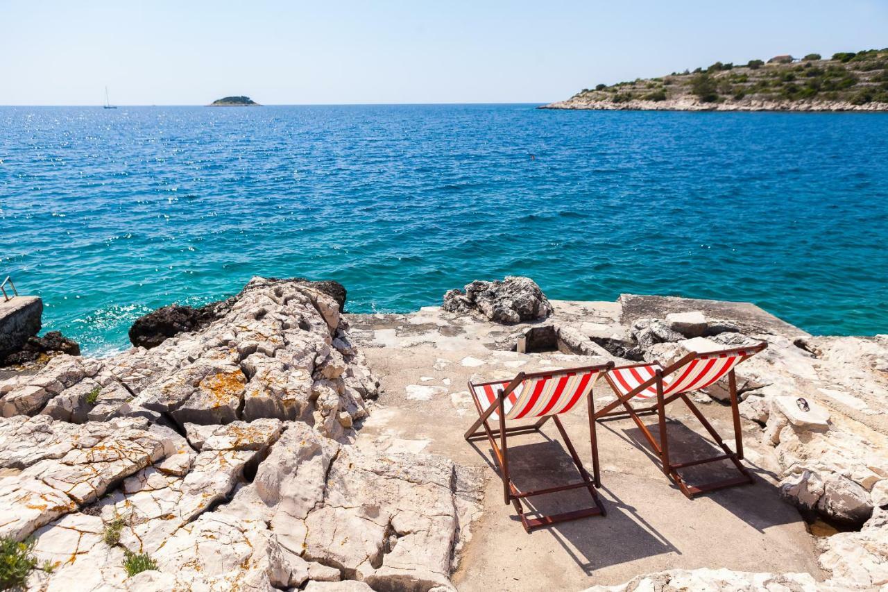 Apartments Dajna Vela Luka Esterno foto