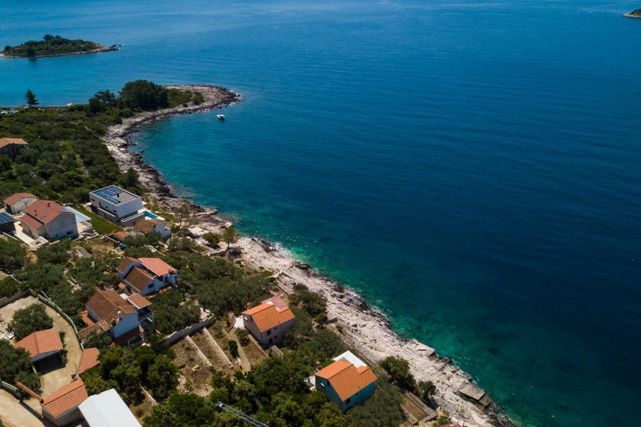 Apartments Dajna Vela Luka Esterno foto